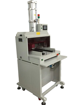 ऑटोमैटिक मेटल 110V या 220V 0.4MPa मरना छिद्रण मशीन मिलिंग जोड़ों के साथ