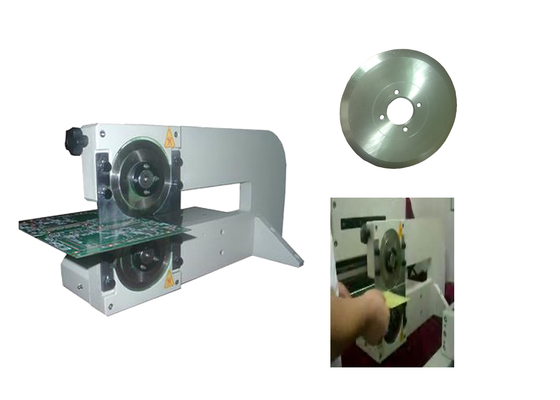 पीसीबी विभाजक मशीन ब्लेड रोलिंग 40mm/S 330mm लंबाई सर्किट बोर्ड