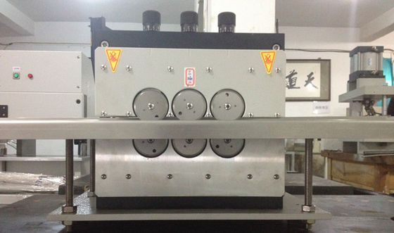 एलईडी T8 लाइट पीसीबी Depanelizer प्रसंस्करण उपकरण 1.5 मीटर स्टील प्लेटफॉर्म